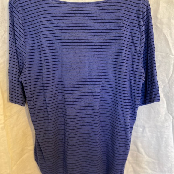 Blue stretch women’s top with black stripes size XL 3/4 sleeve - Picture 2 of 2
